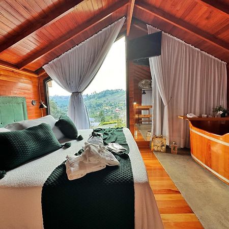 Capanna Del Vale - Um Refugio No Vale Dos Vinhedos Com Experiencia Exclusiva De Degustacao Na Vinicola Dom Candido Бенту-Гонсалвис Экстерьер фото